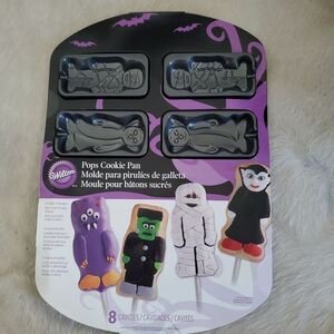 Wilton Halloween Cookie Pan 8 Cavity Nonstick Aluminum Monster Mummy Bakeware